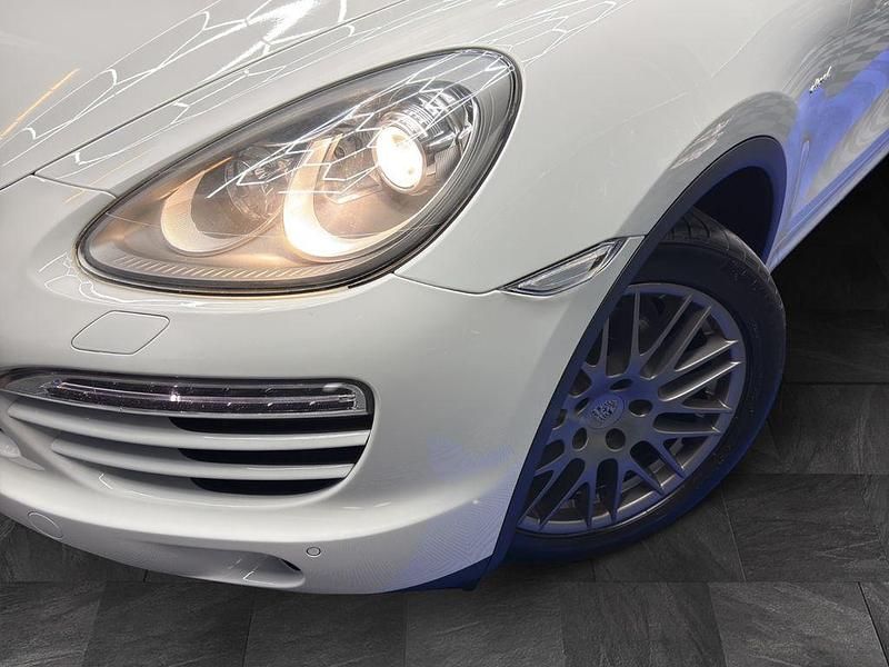 Gebraucht Porsche Cayenne 245 PS (180 kW) 2014 Weiß SUV