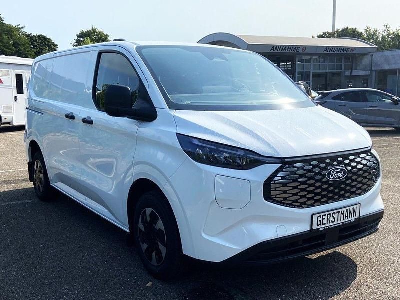 Neu Ford E-Transit Trend 100 kW (136 PS) 2025 Weiß Van
