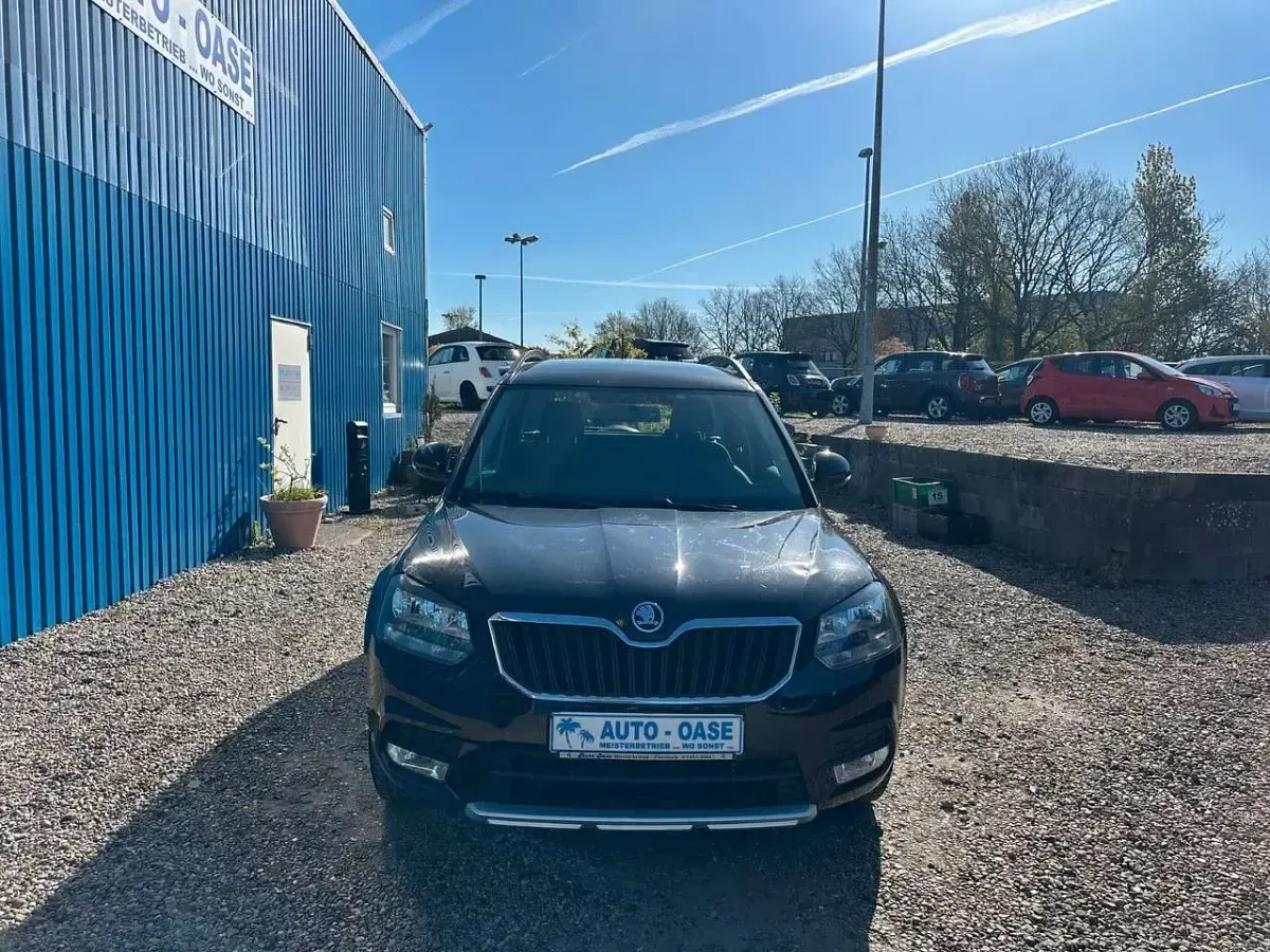 Gebraucht Skoda Yeti Ambition 110 PS (80 kW) 2017 Schwarz SUV