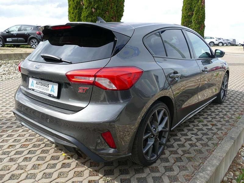 Usata Ford Focus ST 280 CV (205 kW) 2020 Grigio Coupé