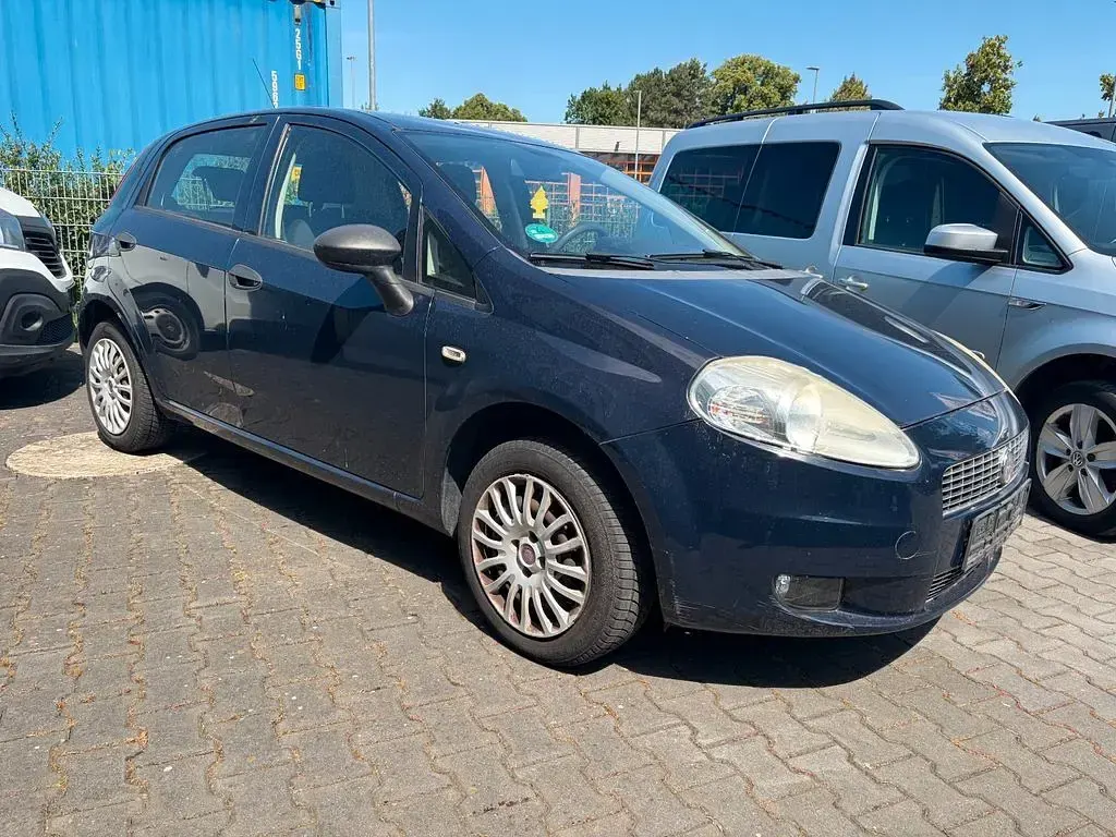 Gebraucht Fiat Grande Punto Active 65 PS (47 kW) 2009 Blau Kleinwagen