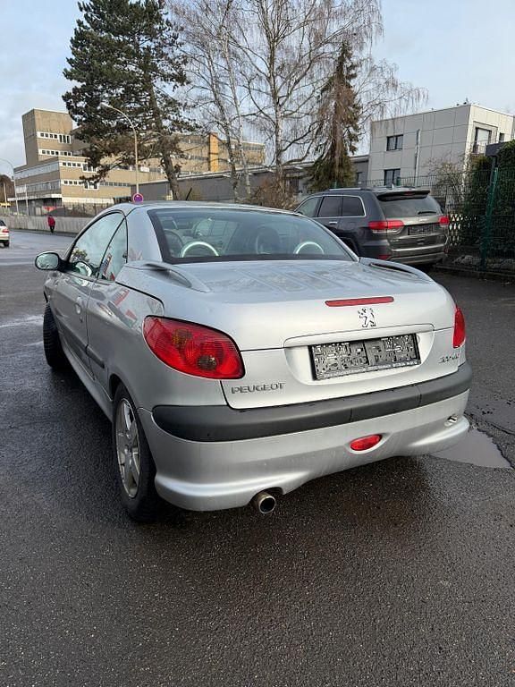 Gebraucht Peugeot 206 CC Platinum 136 PS (100 kW) 2001 Grün Cabrio