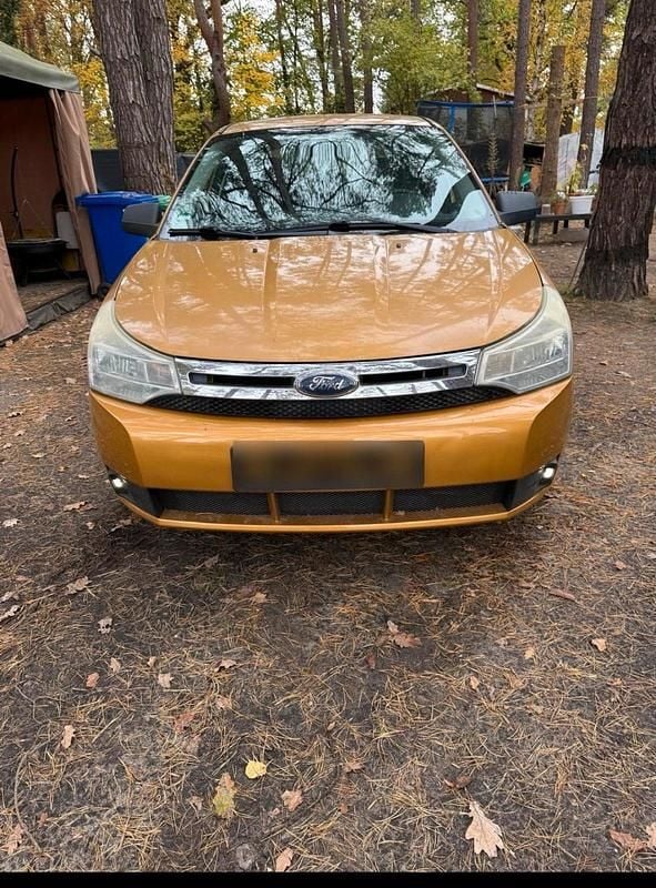 Usata Ford Focus 146 CV (107 kW) 2009 Andere farben Berlina