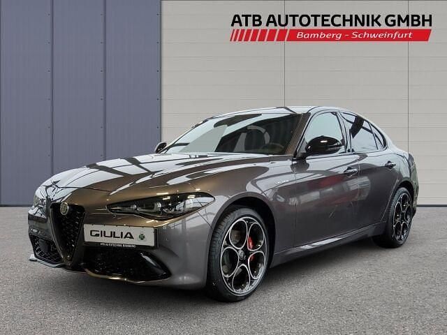 Grau Gebraucht 2022 Alfa Romeo Giulia Tech Edition Limousine | 53.900 € - Bild 1/2