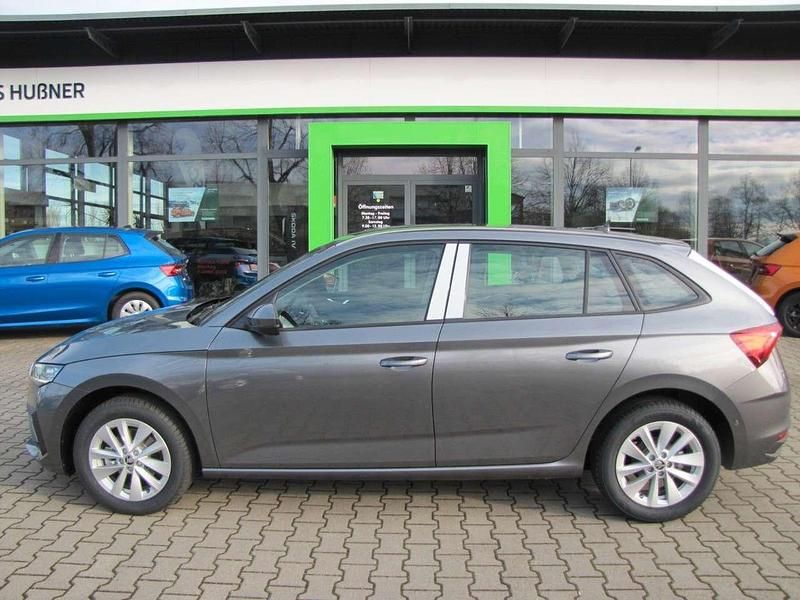 Gebraucht Skoda Scala Selection 116 PS (85 kW) 2024 Grau Kleinwagen