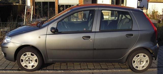 Gebraucht Fiat Punto Active 95 PS (69 kW) 2003 Grau metallic Kleinwagen