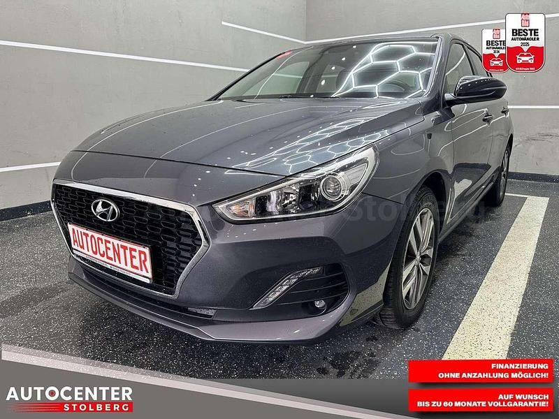 Grau Gebraucht 2020 Hyundai i30 YES! Limousine | 15.900 € (Guter Preis) - Bild 1/3