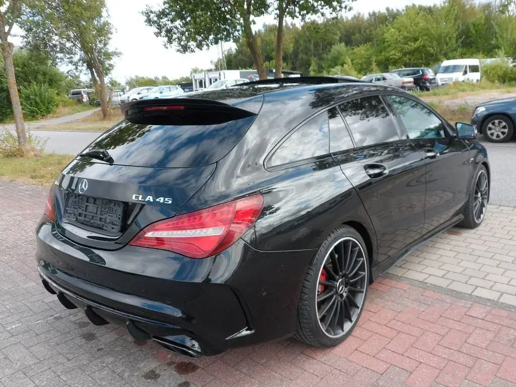Gebraucht Mercedes CLA45 AMG AMG 381 PS (280 kW) 2018 Schwarz Coupé