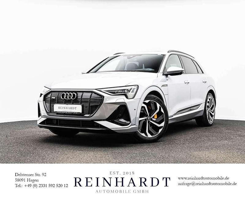 Florettsilber metallic Gebraucht 2022 Audi e-tron S-Line SUV | 39.810 € (Fairer Preis) - Bild 1/1