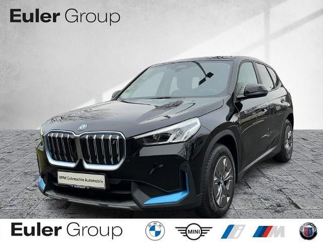 Schwarz ii Gebraucht 2023 BMW iX1 Performance SUV | 35.999 € (Fairer Preis) - Bild 1/4