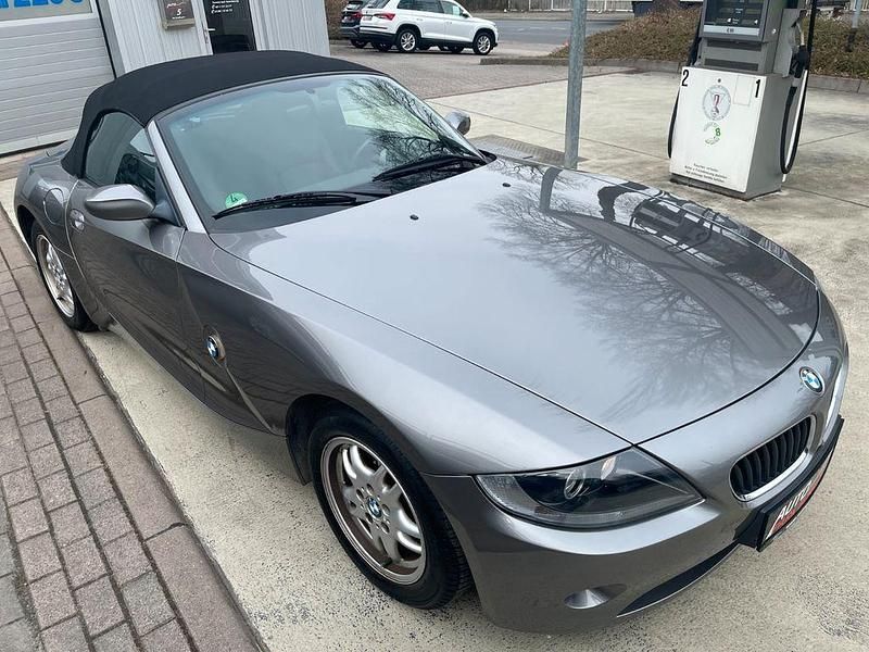 Gebraucht BMW Z4 170 PS (125 kW) 2004 Grau Cabrio