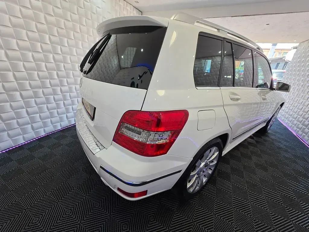 Gebraucht Mercedes GLK350 231 PS (169 kW) 2011 Weiß SUV