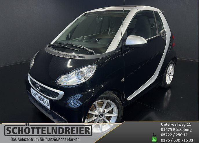 Schwarz Gebraucht 2014 Smart ForTwo Cabrio Passion Cabrio | 7.580 € (Fairer Preis) - Bild 1/4