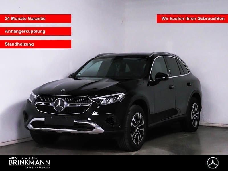 Lack obsidianschwarz Gebraucht 2024 Mercedes GLC220 SUV | 51.680 € (Guter Preis) - Bild 1/4