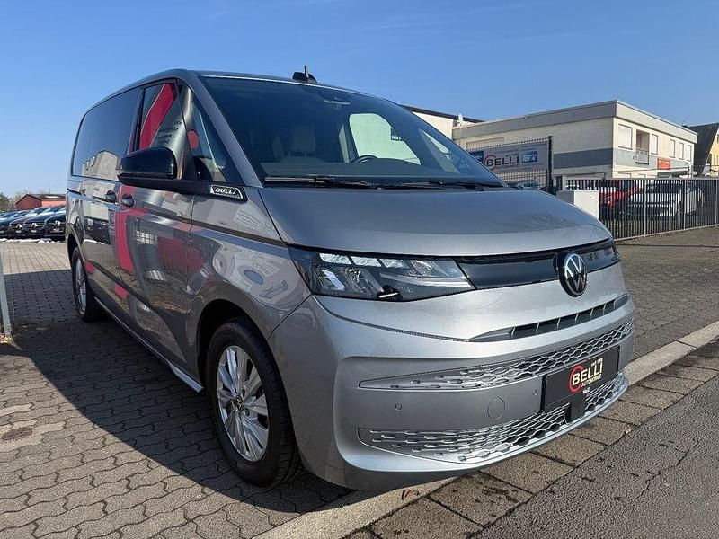 Gebraucht VW Multivan 150 PS (110 kW) 2024 Silber Van
