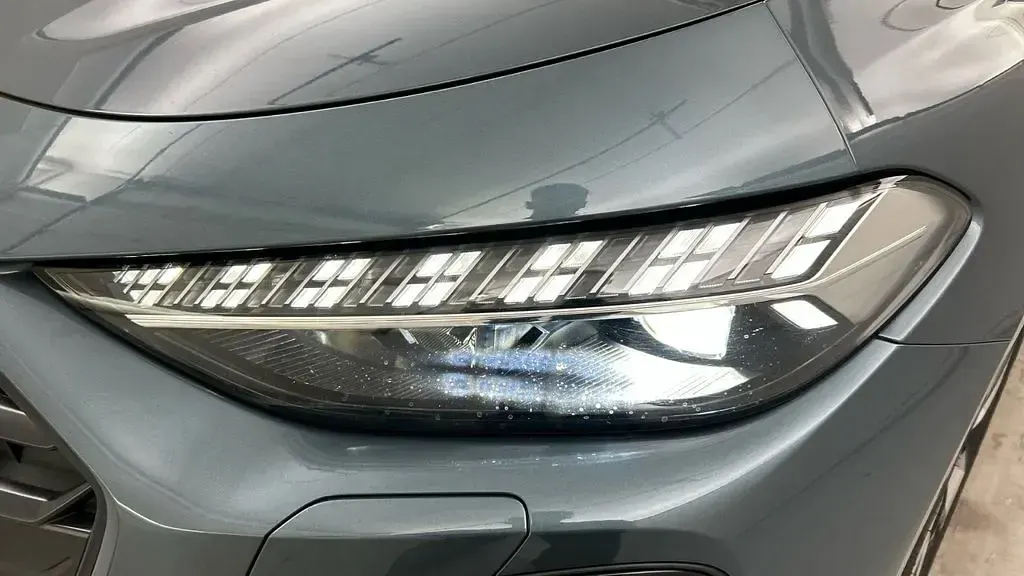 Second-hand Audi A5 S-line plus 204 CP (150 kW) 2025 Albastru Break