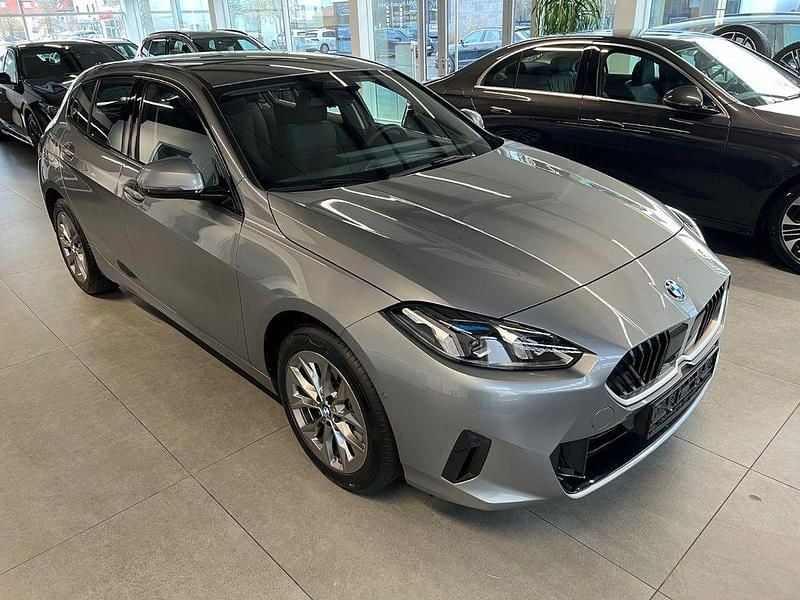 Gebraucht BMW 120 Performance 170 PS (125 kW) 2024 Grau Kleinwagen