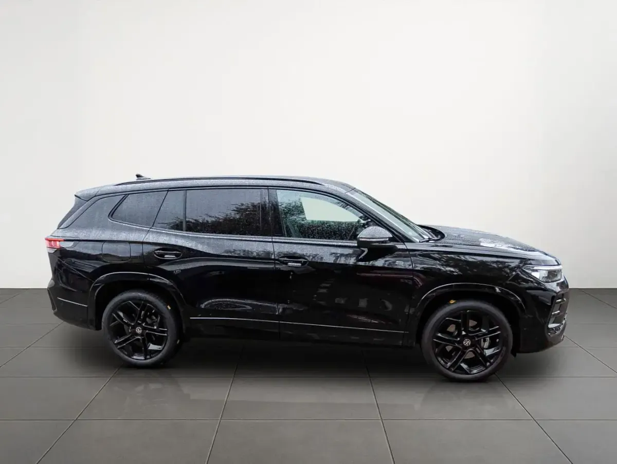 Gebraucht VW Tayron R-line 193 PS (141 kW) 2025 Schwarz SUV