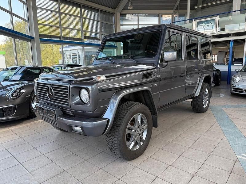 Grau Gebraucht 1999 Mercedes G500 SUV | 29.990 € (Fairer Preis) - Bild 1/4