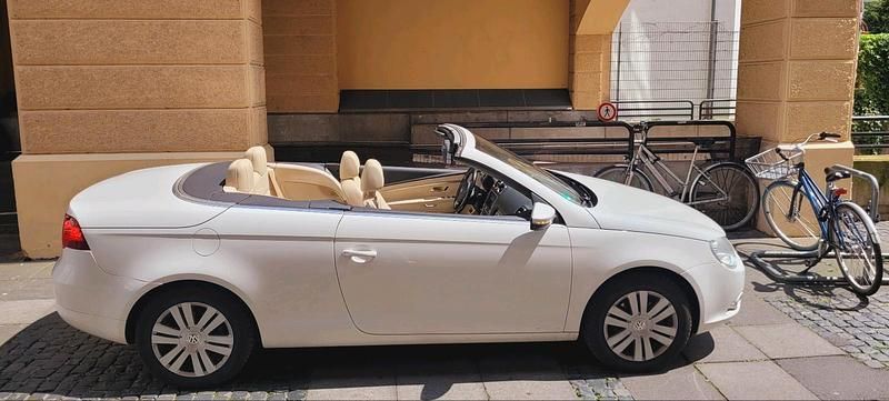 Gebraucht VW Eos 116 PS (85 kW) 2010 Weiß Cabrio