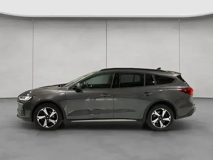 Używany Ford Focus Active X 155 KM (114 kW) 2023 Szary Kombi