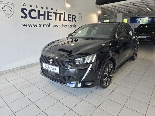 Schwarz Gebraucht 2021 Peugeot e-208 GT Kleinwagen | 18.990 € (Fairer Preis) - Bild 1/4