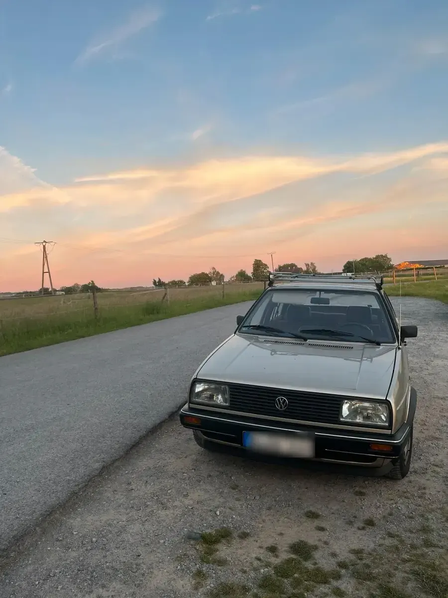 Gebraucht VW Jetta 55 PS (40 kW) 1985 Gold Limousine