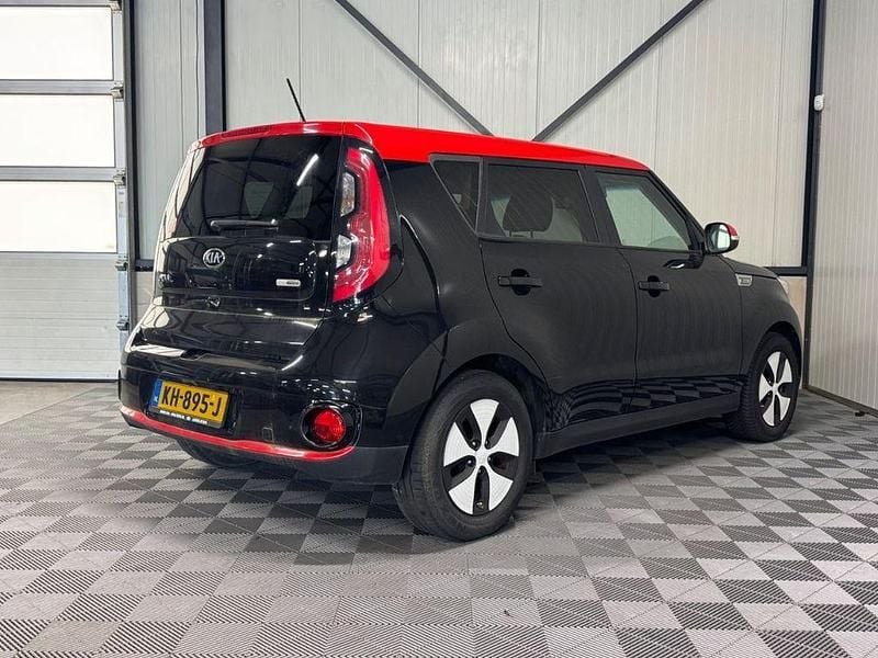 Gebraucht Kia Soul 80 kW (110 PS) 2016 Schwarz SUV