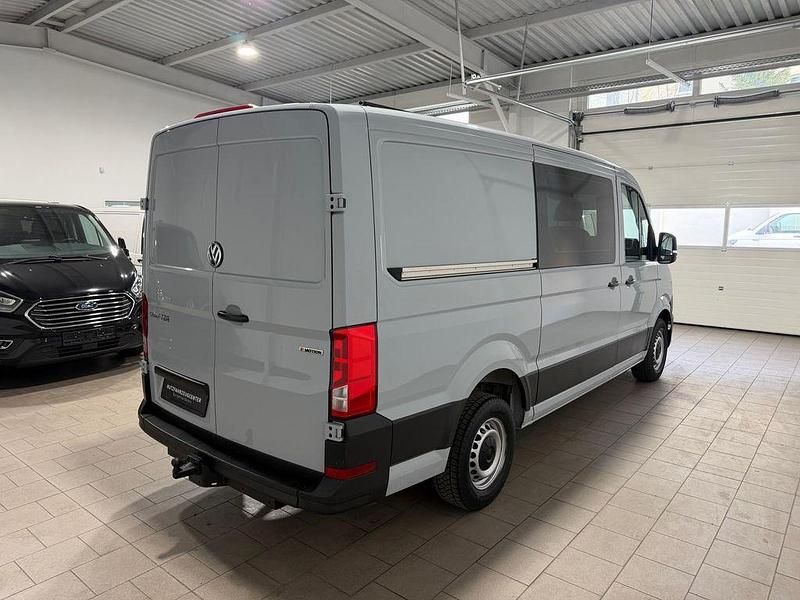 Gebraucht VW Crafter 140 PS (102 kW) 2018 Silbergrau Van