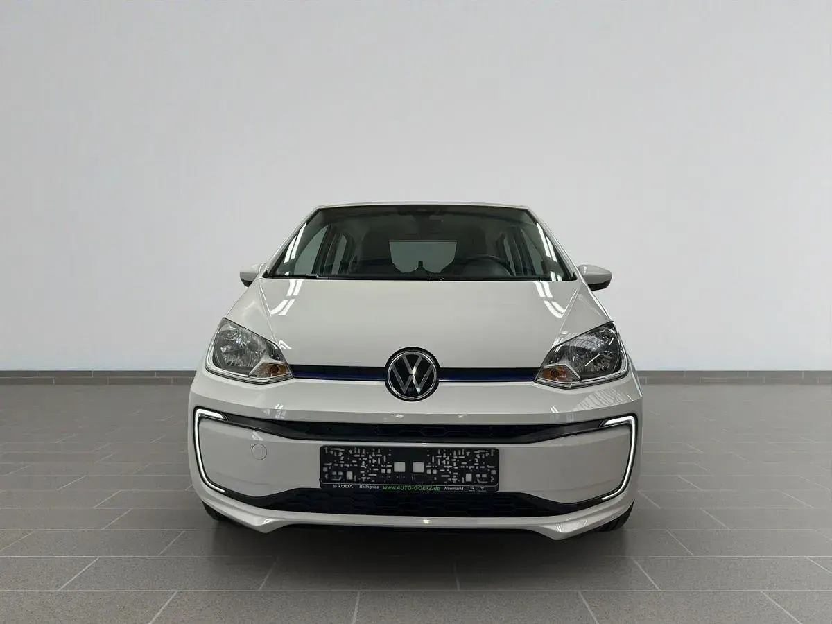 Gebraucht VW e-up! move up! 61 kW (83 PS) 2021 Weiß Kleinwagen