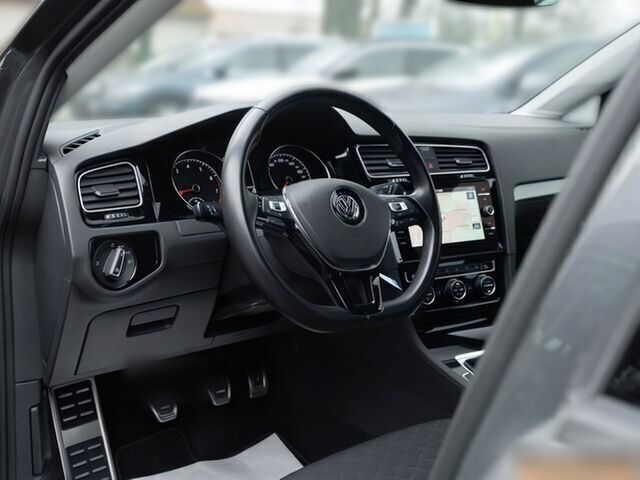 Gebraucht VW Golf VII Join 116 PS (85 kW) 2018 Grau Limousine