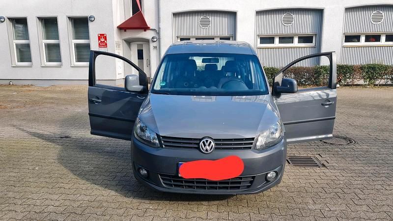 Grau Gebraucht 2011 VW Caddy Van / Kleinbus | 5.000 € (Guter Preis) - Bild 1/4