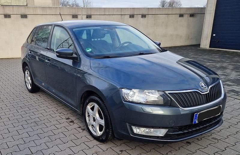Gebraucht Skoda Rapid Joy 110 PS (80 kW) 2017 Grau Limousine