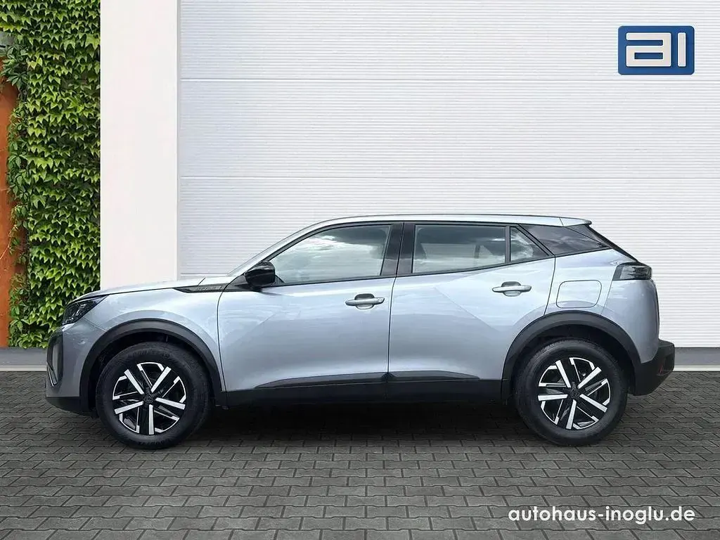 Gebraucht Peugeot 2008 Style 145 PS (106 kW) 2025 Grau artense SUV