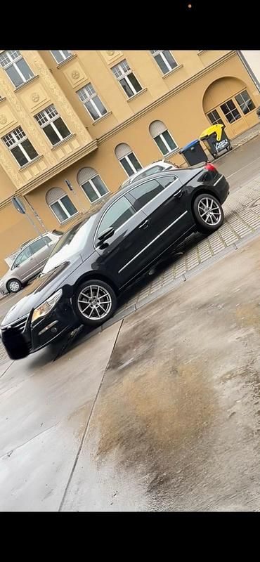 Schwarz Gebraucht 2009 VW Passat Limousine | 3.700 € (Fairer Preis) - Bild 1/4