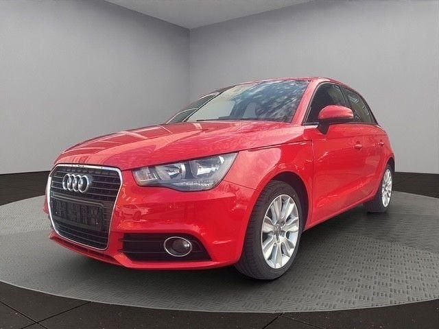 Gebraucht Audi A1 Sportback Ambition 122 PS (89 kW) 2014 Rot Kleinwagen