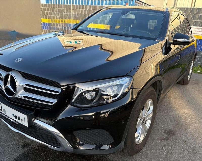 Gebraucht Mercedes GLC220 170 PS (125 kW) 2017 Schwarz SUV