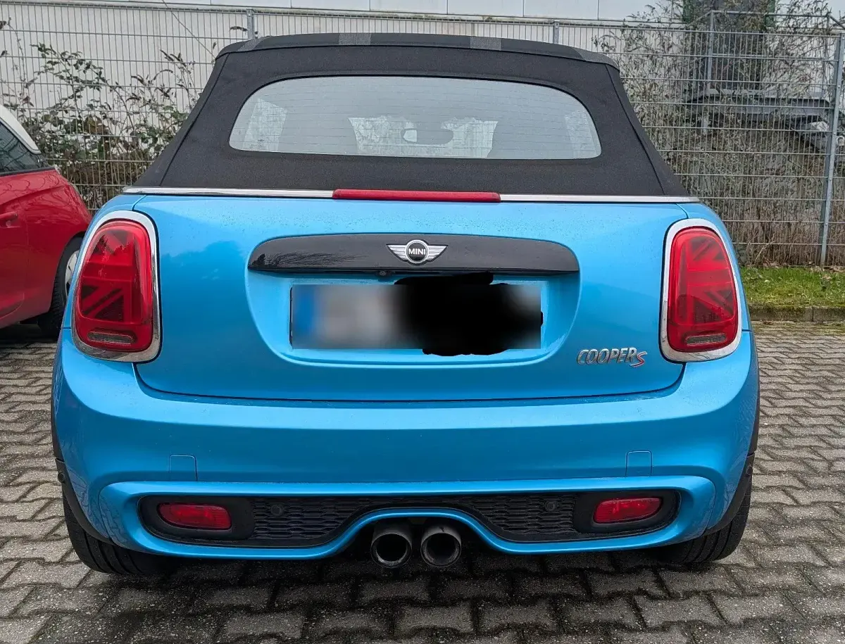 Käytetty Mini Cooper S Cabriolet 192 HP (141 kW) 2017 Sininen Avoauto