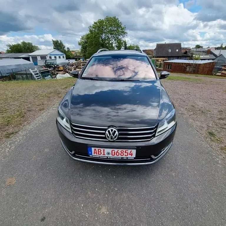 Używany VW Passat Highline 122 KM (89 kW) 2012 Brązowy Kombi