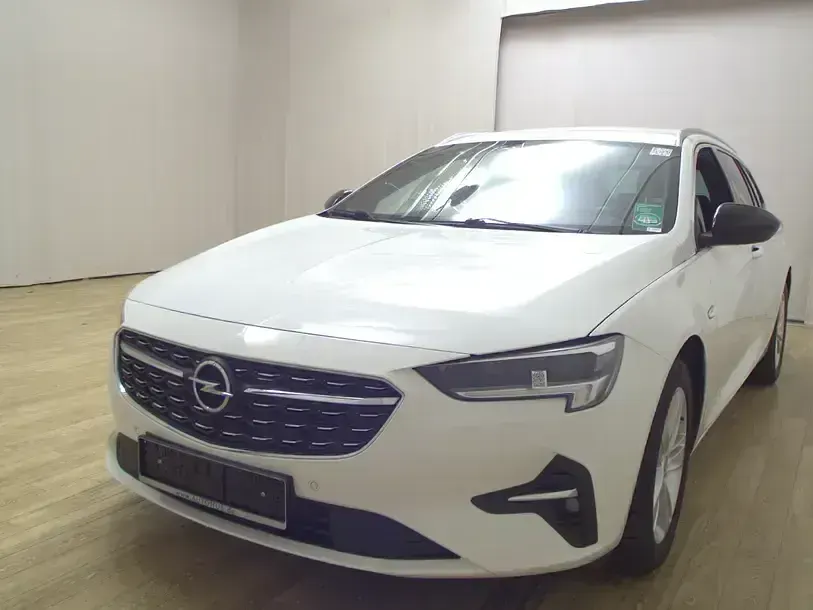 Gebraucht Opel Insignia Business 122 PS (89 kW) 2023 Jade weiss Kombi