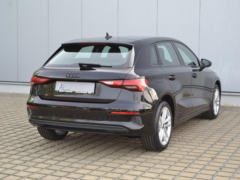 Second-hand Audi A3 150 CP (110 kW) 2024 Negru Berlinǎ