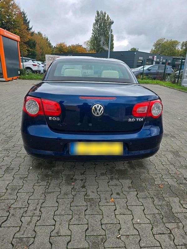 Gebraucht VW Eos 140 PS (102 kW) 2006 Blau Cabrio