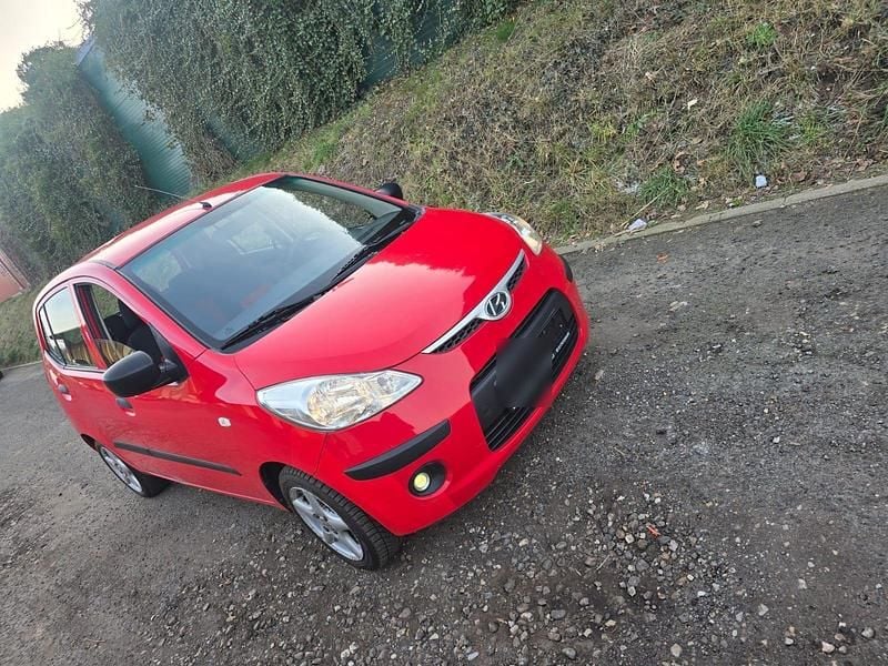 Rot Gebraucht 2010 Hyundai i10 Kleinwagen | 3.250 € (Fairer Preis) - Bild 1/4