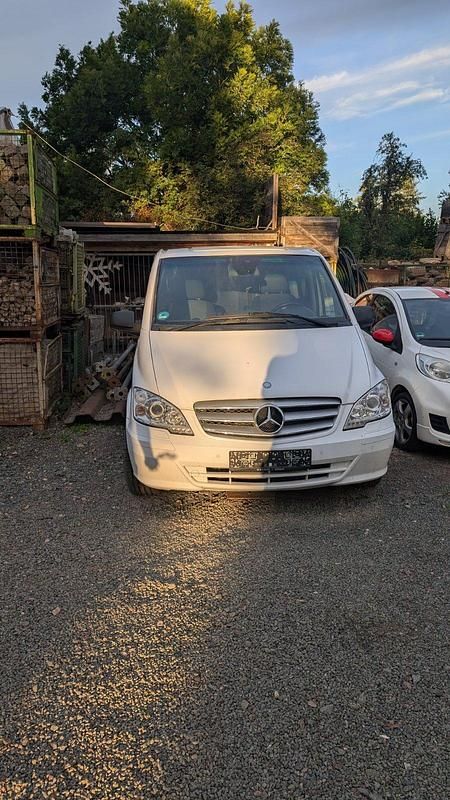 Weiß Gebraucht 2014 Mercedes Vito Van | 12.000 € (Superpreis) - Bild 1/4