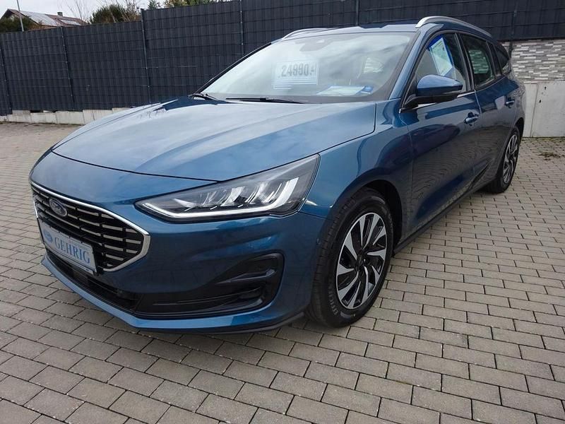 Blau Gebraucht 2025 Ford Focus Titanium Limousine | 24.990 € (Superpreis) - Bild 1/4