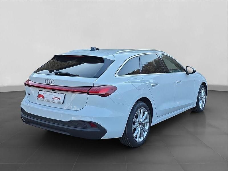 Gebraucht Audi A5 Ambiente 204 PS (150 kW) 2025 Weiß Kombi