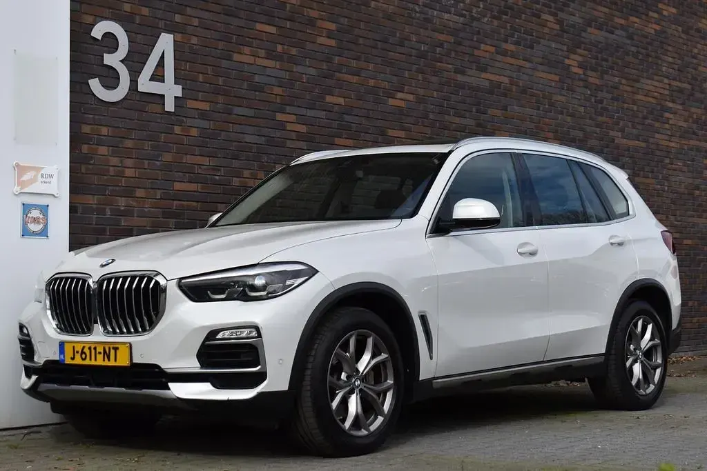 Gebraucht BMW X5 265 PS (194 kW) 2019 Weiß SUV