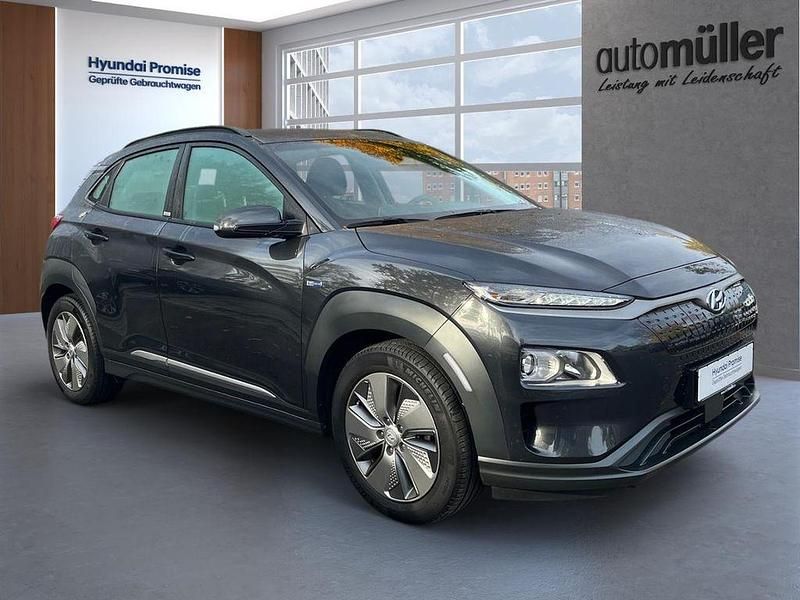 Gebraucht Hyundai Kona Trend 150 kW (204 PS) 2020 Grau SUV