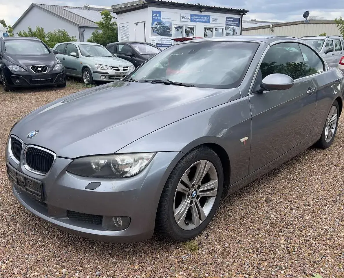 Gebraucht BMW 320 Cabriolet 170 PS (125 kW) 2009 Spacegrau metallic Cabrio