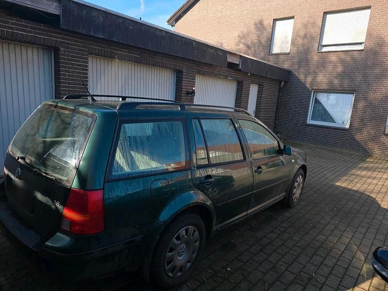 Gebraucht VW Golf IV 105 PS (77 kW) 2002 Grün Kombi